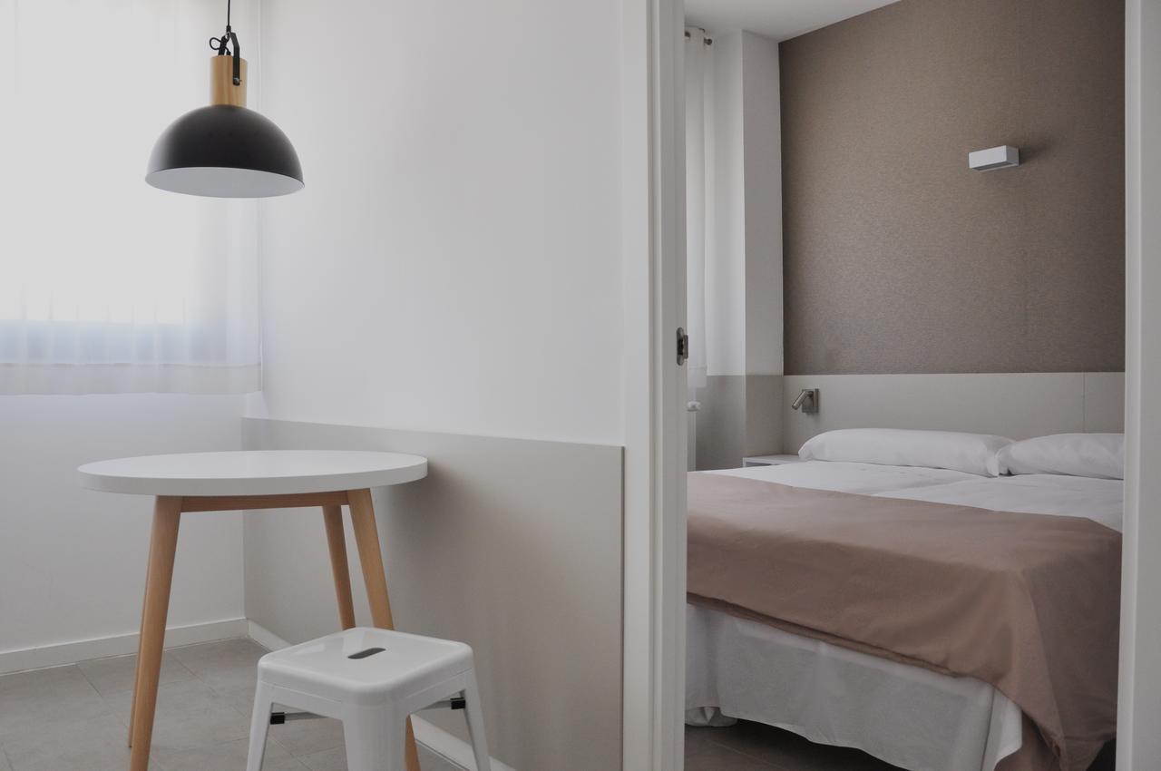 Residencia Universitaria Resa Tarragona Mediterrani Eksteriør billede